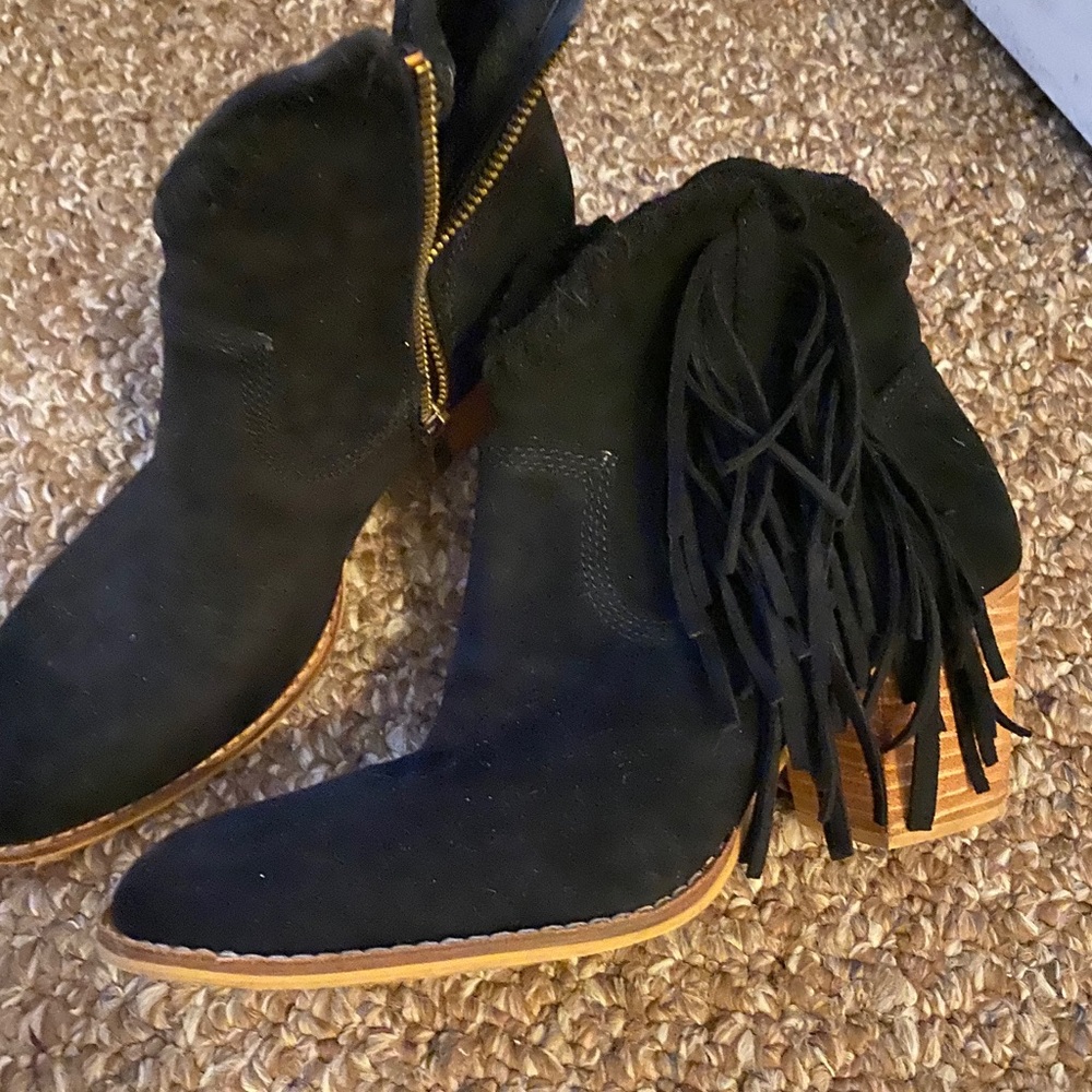 Shoes for sale very good condition